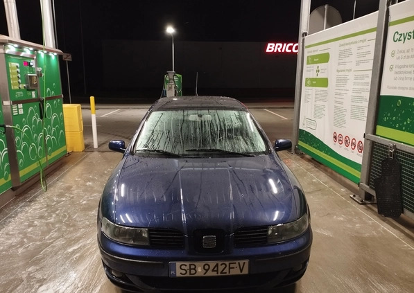 Seat Leon cena 5299 przebieg: 320000, rok produkcji 2000 z Biała małe 56